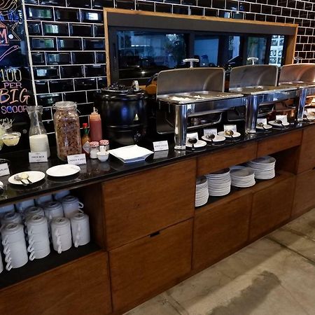 U Hotels Makati Μακάτι Εξωτερικό φωτογραφία